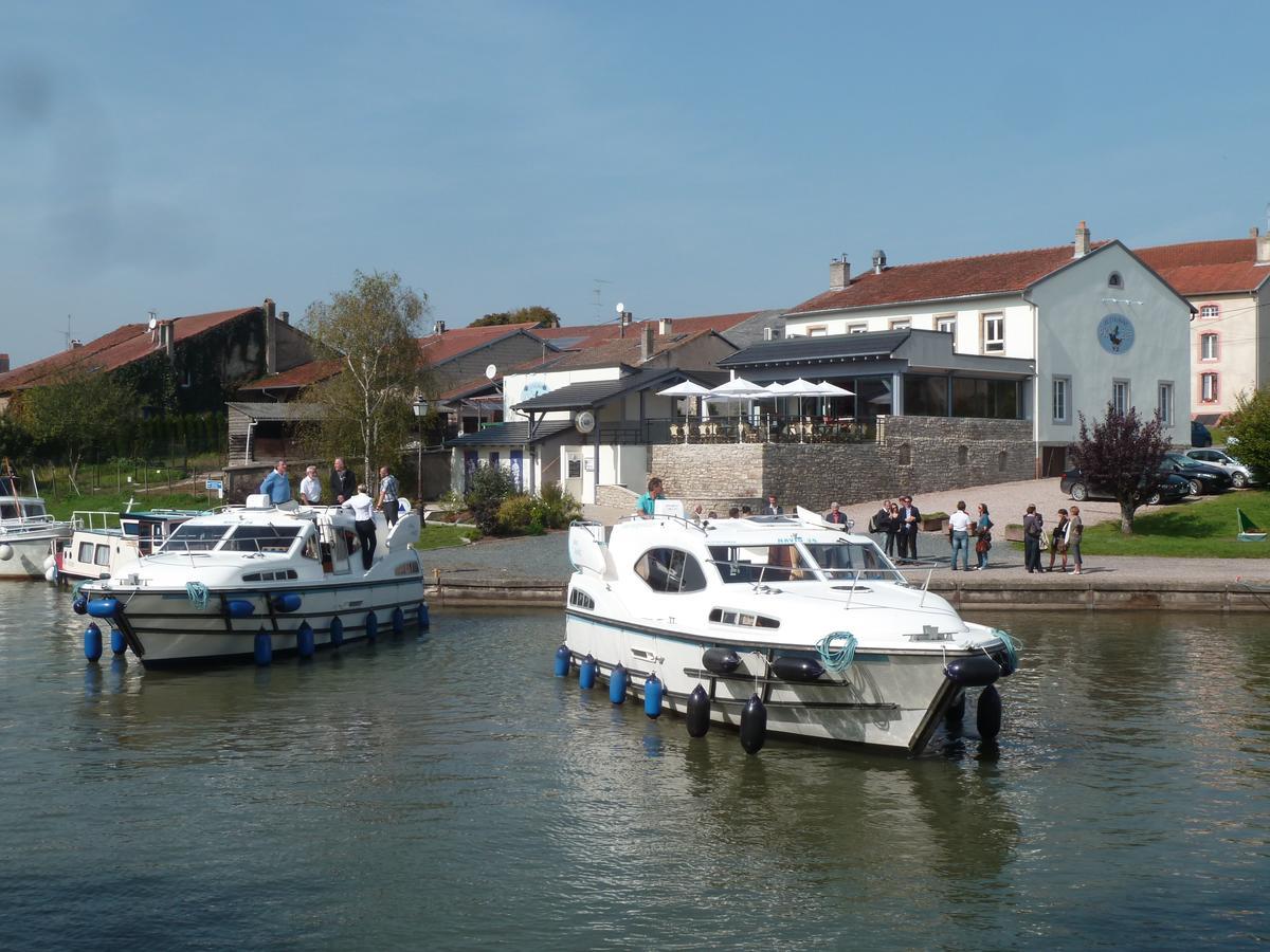 Maizieres-les-VicDomaine Du Port Sainte Marie别墅 外观 照片